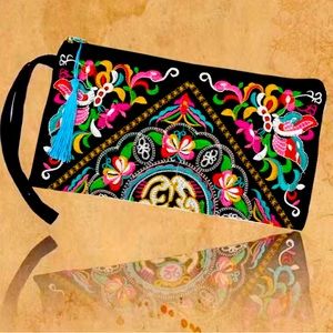BNWT Women’s Stitched Clutch w/ Wristlet Strap - Real Stitched Vibrant Colors